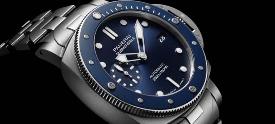 Panerai Submersible Blu Notte Hadir dengan Desain Bracelet Terbaru